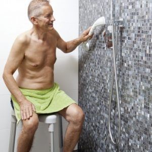 SILLAS Y TABURETES DUCHA